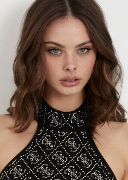 Meika Woollard photo