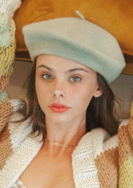 Meika Woollard photo
