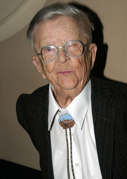 Meinhardt Raabe