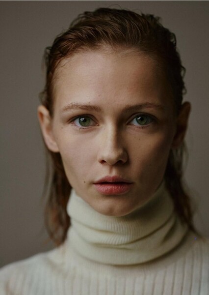 Meira Durand photo