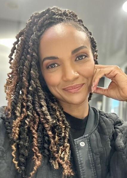 Mekia Cox as Dr Lee in Not Quite Dead Yet