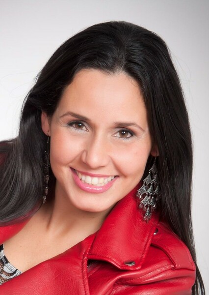 Melanie Henríquez photo