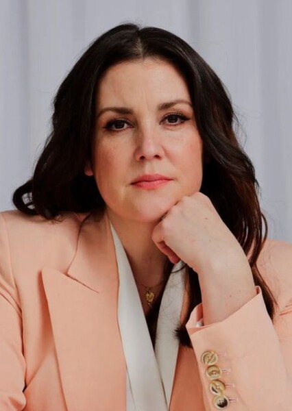 Melanie Lynskey photo