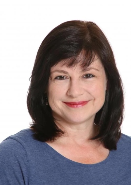 Melanie nicholson Jones