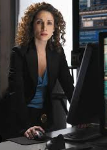 Melina Kanakaredes photo