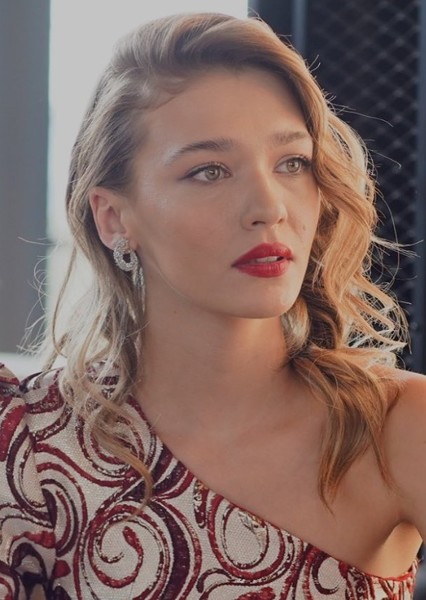 Melisa Döngel photo