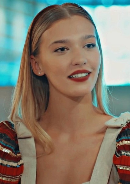 Melisa Döngel photo