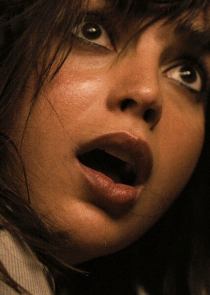 Melissa Barrera photo