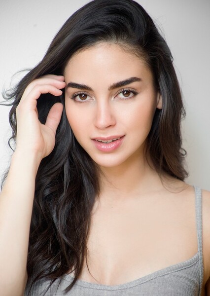 Melissa Barrera photo