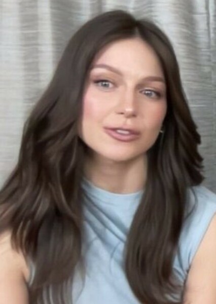 Melissa Benoist photo