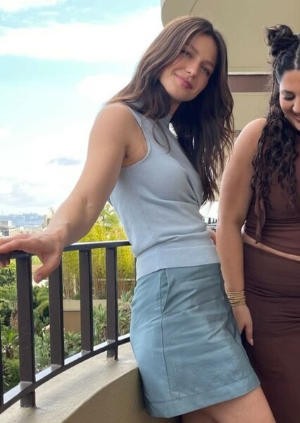 Melissa Benoist photo