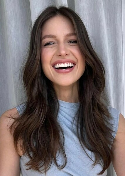 Melissa Benoist photo