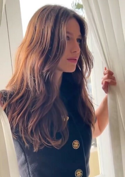 Melissa Benoist photo