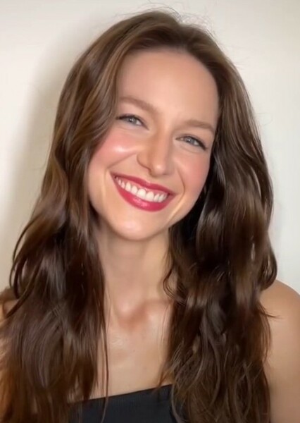 Melissa Benoist photo