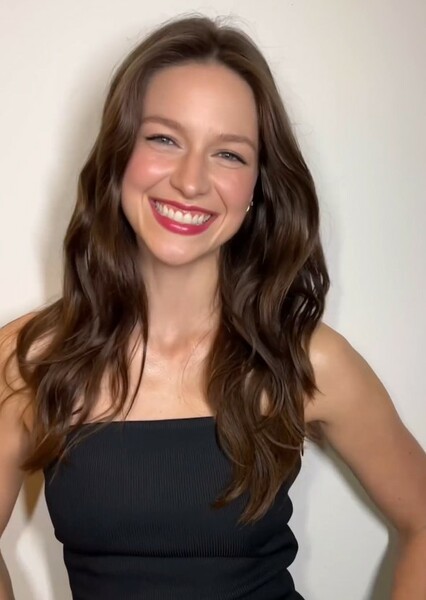 Melissa Benoist photo