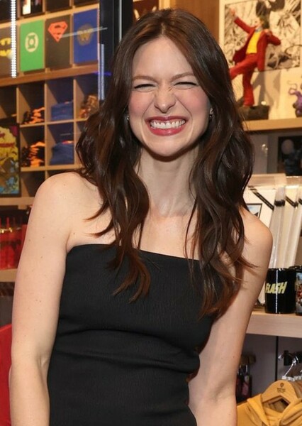 Melissa Benoist photo