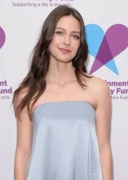 Melissa Benoist photo
