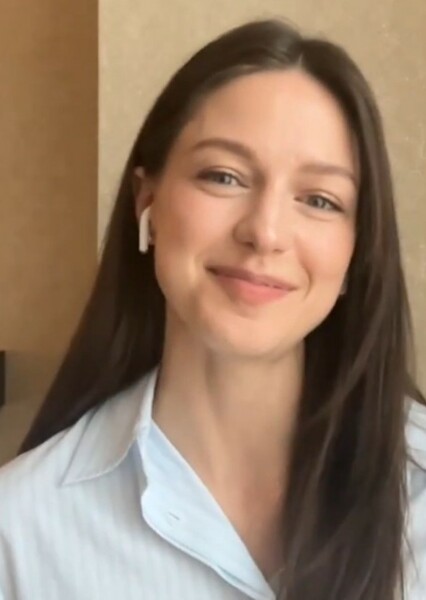 Melissa Benoist photo