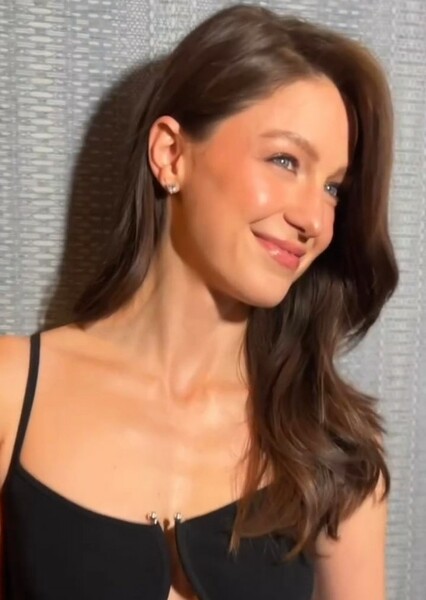 Melissa Benoist photo