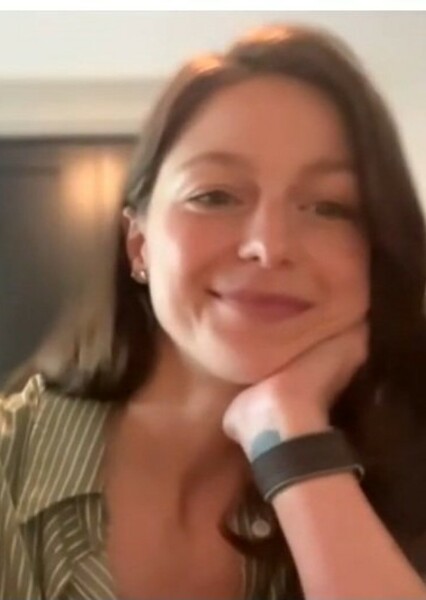 Melissa Benoist photo