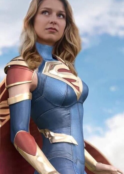 Melissa Benoist photo
