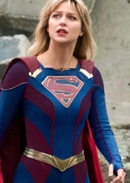 Melissa Benoist photo