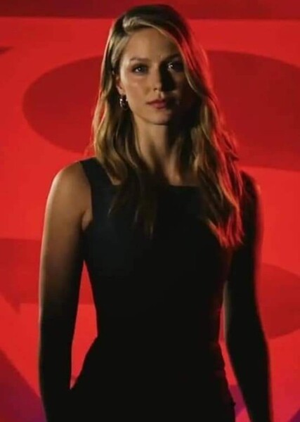 Melissa Benoist photo