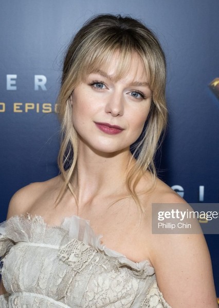 Melissa Benoist photo