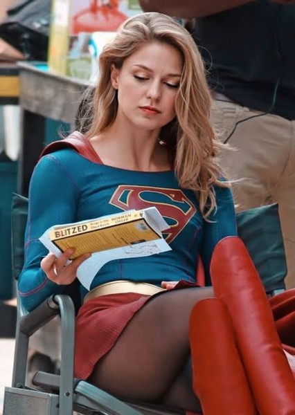 Melissa Benoist photo