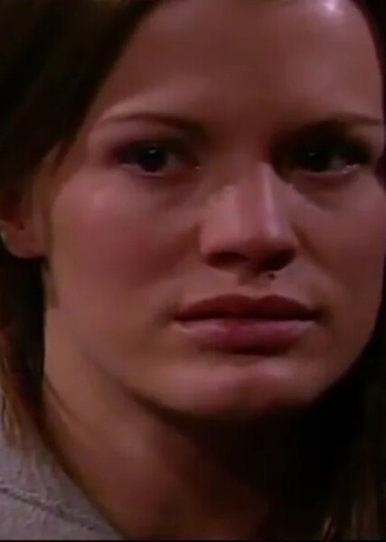 Melissa Claire Egan photo