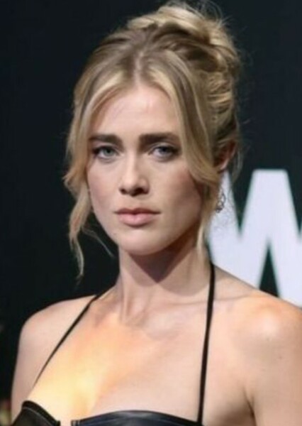 Melissa Roxburgh photo