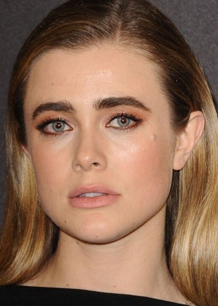 Melissa Roxburgh photo
