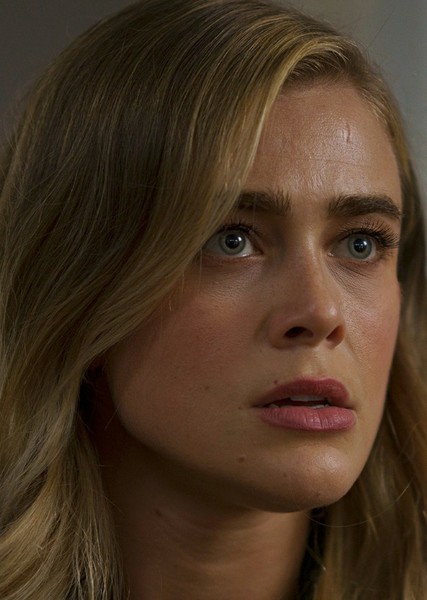 Melissa Roxburgh photo