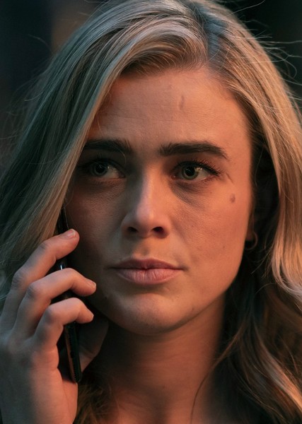 Melissa Roxburgh photo