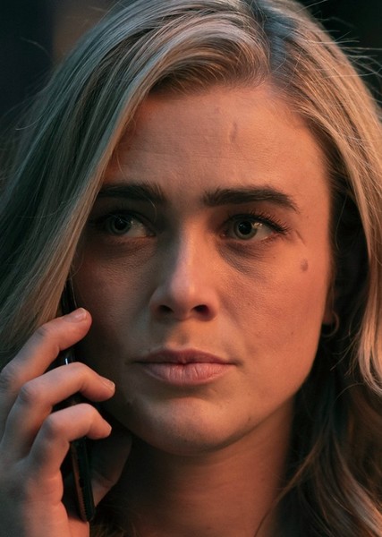Melissa Roxburgh photo