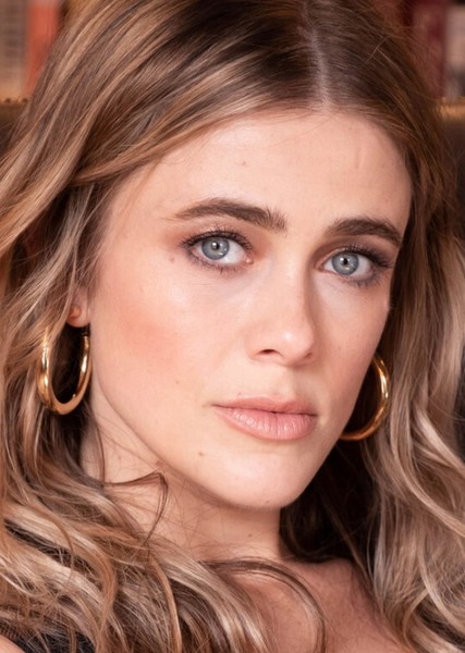 Melissa Roxburgh photo