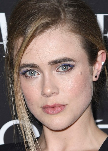 Melissa Roxburgh photo