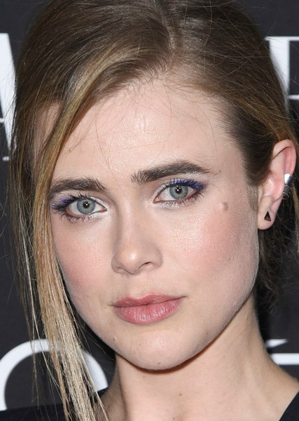 Melissa Roxburgh photo