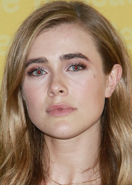 Melissa Roxburgh photo