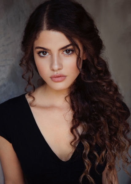 Mellany Barros photo