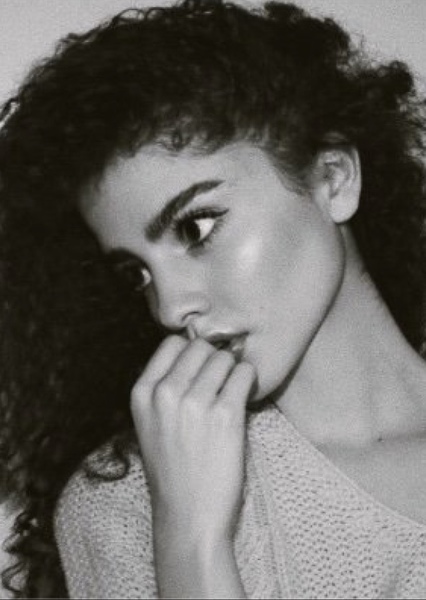 Mellany Barros photo