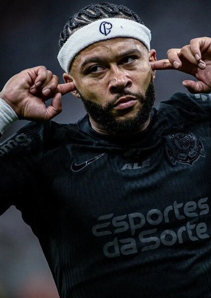 Memphis Depay photo