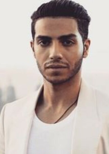 Mena Massoud photo