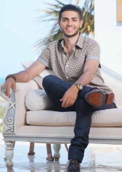 Mena Massoud photo