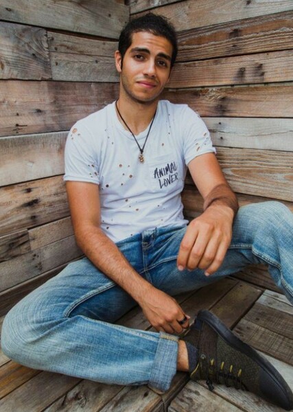 Mena Massoud photo