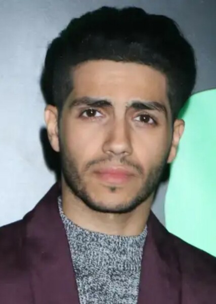 Mena Massoud photo