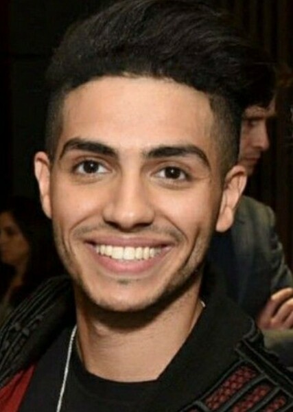 Mena Massoud photo