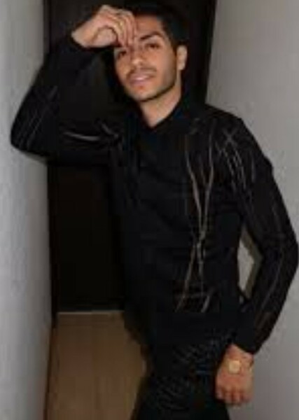Mena Massoud photo