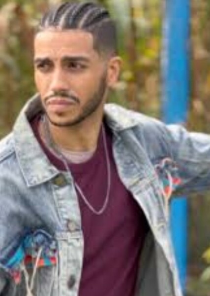 Mena Massoud photo