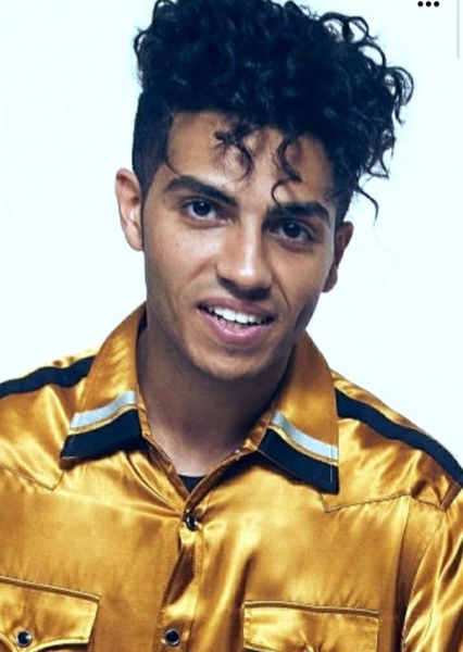 Mena Massoud photo